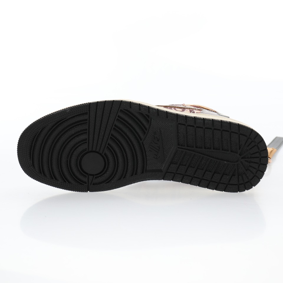 BespokeIND x Dior x Air Jordan 1 Custom"Air Dior"