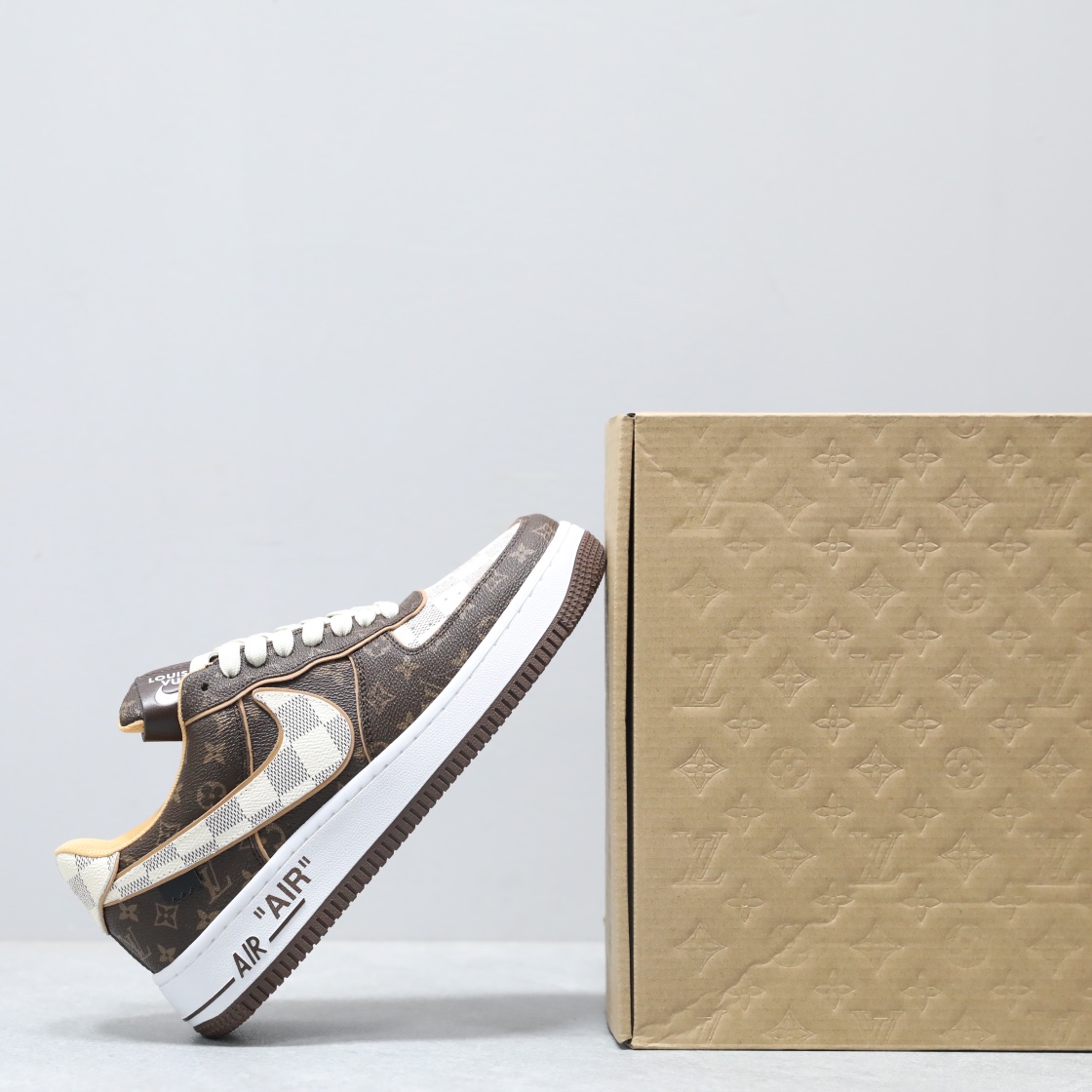 LOUIS VUITTON TRAINERS