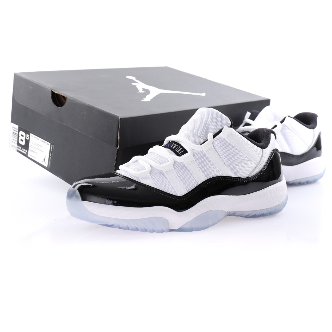 Nike Air Jordan 11 Retro Low"Concord"