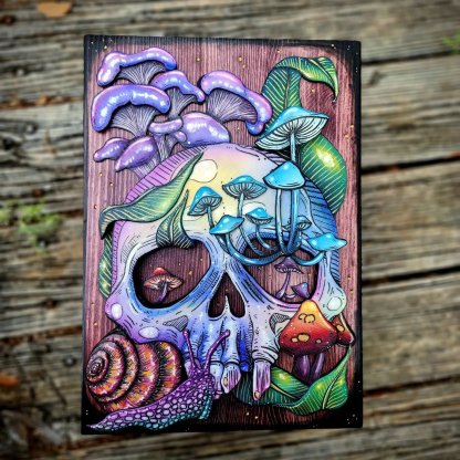 2023 Skull and Nature Hidden Key Box