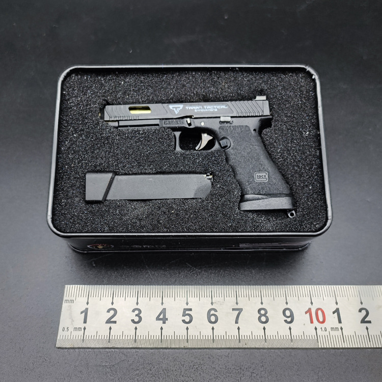 1:3 Glock34 Keychain Model