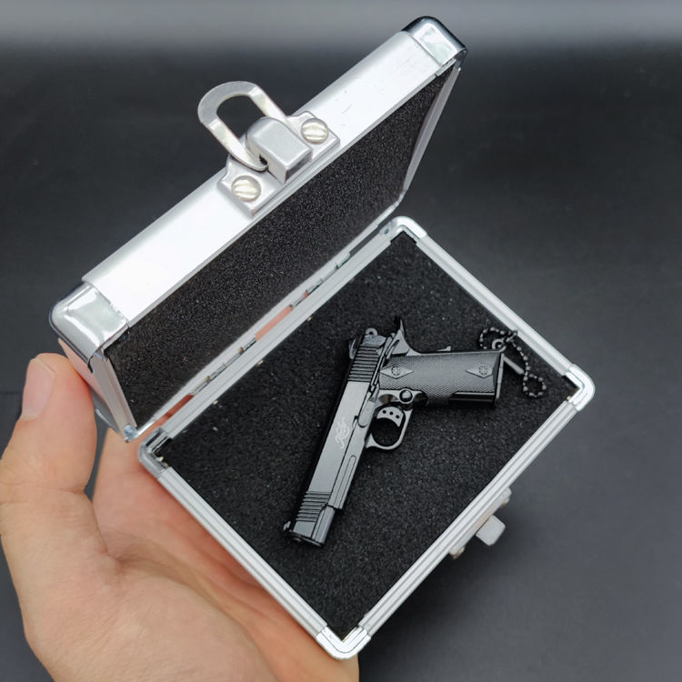 Special aluminum alloy case suitcase accessories for key chain
