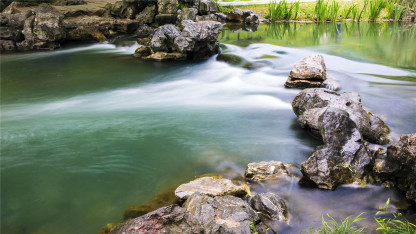 我爱他，因为他像爱情本身应有的样子。——王尔德-88900-图片alt01