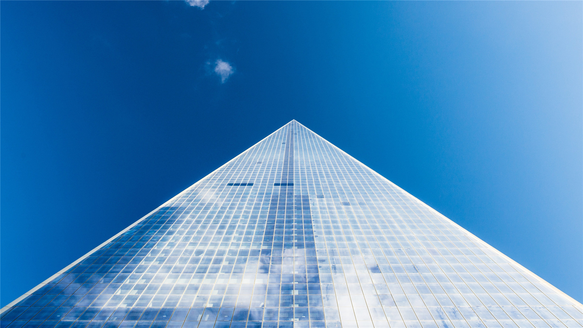 岁月极美，在于它必然的流逝。春花、秋月、夏日、冬雪。——三毛《岁月》-88900-图片alt01