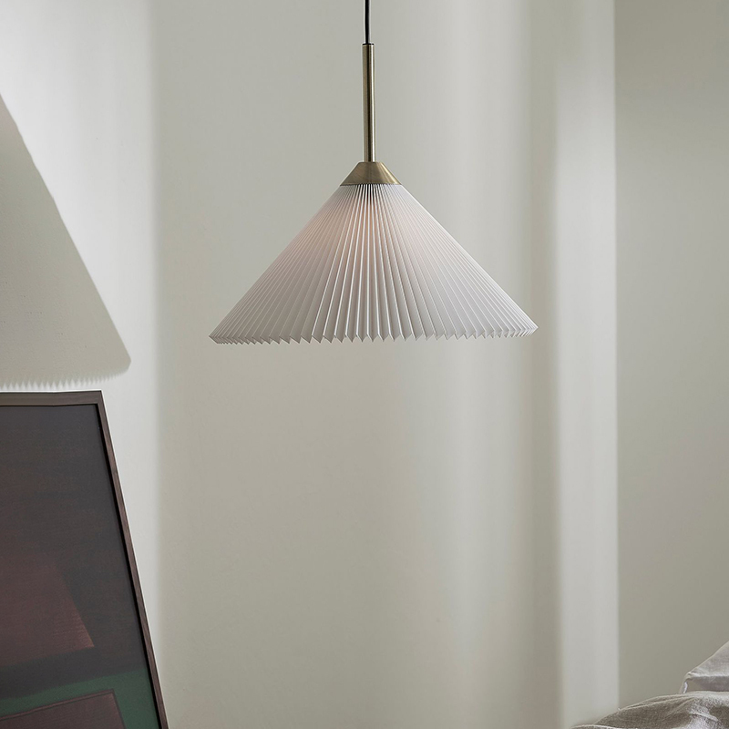 Nordic Light Luxury Lamp Modern Minimalist Pleated Pendant Light