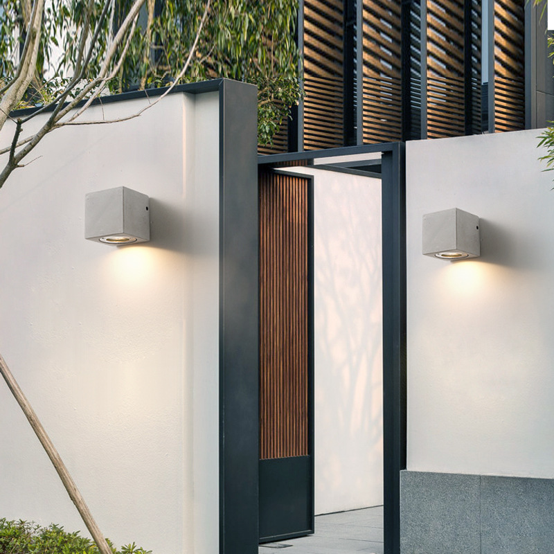 Garden Eaves Waterproof Outdoor Cement Wall Light