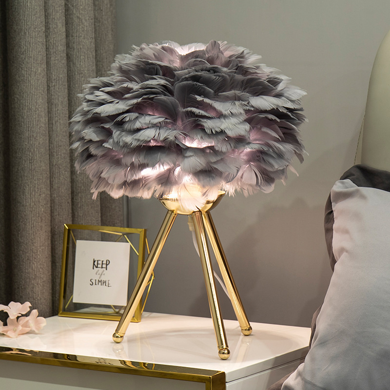 Feather Table Lamp Bedroom Ins Bedside Lamp Decorative lights