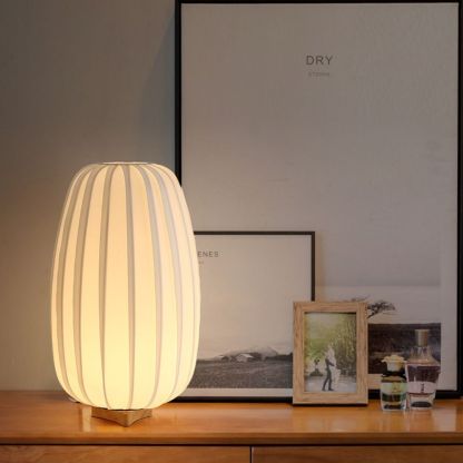 Simple Solid Wood Medieval Table Lamp Pleated Bedside Lamp-labpiecesign