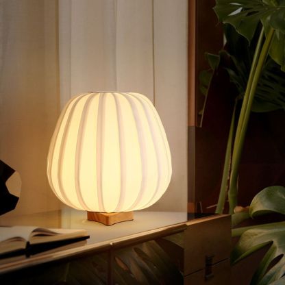 Simple Solid Wood Medieval Table Lamp Pleated Bedside Lamp-labpiecesign