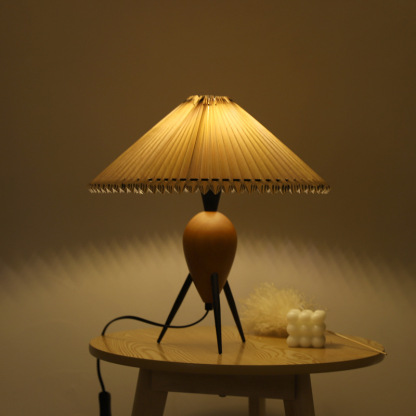 Makie Table Lamp 15.7″- 14.9″-labpiecesign