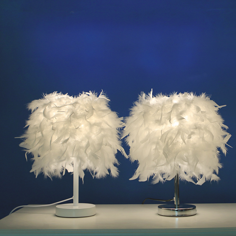Nordic Style White Ins Feather Table Lamp