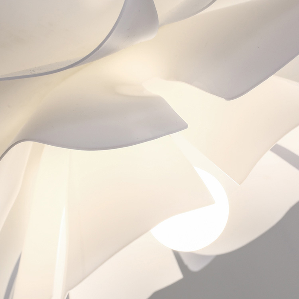 White Plastic Ceiling Light Metal Nordic pendant light Flower Chandelier Lighting