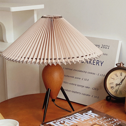 Makie Table Lamp 15.7″- 14.9″-labpiecesign