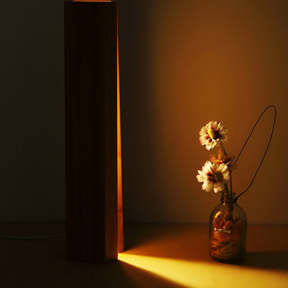 Retro Wood Pentagonal Led Table Lamp With USB For Bedroom-labpiecesign