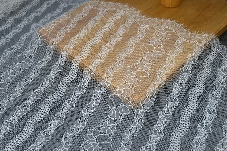 Guipure Lace Fabrics Width 150 cm GL0043