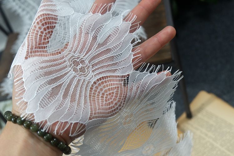 Chantilly Lace Trim Fabrics Width 13-18 cm LT0276-Lace Fabric Shop