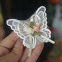 D#White 6.5x5.6 cm 1 Flower