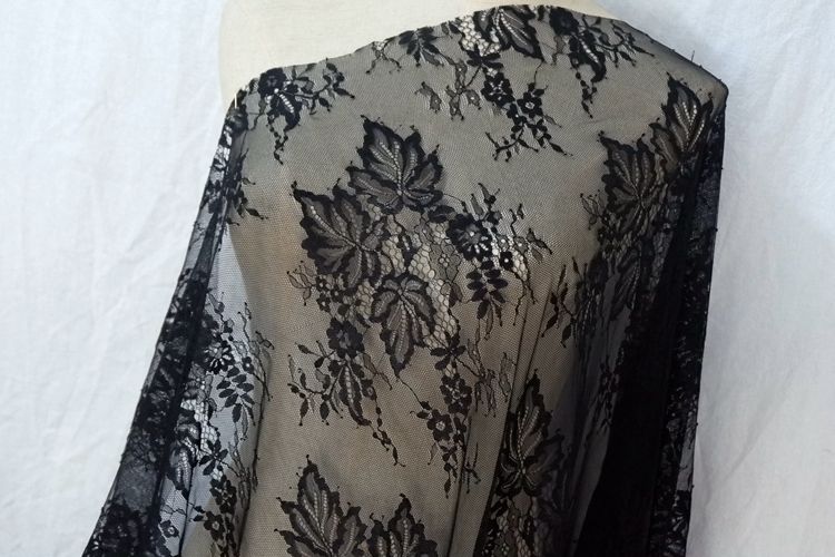 Leaf Chantilly Lace Width 150 cm CHL0054-Lace Fabric Shop