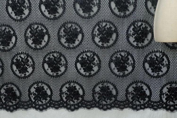 Vintage Chantilly Lace Width 150cm CHL0019-Lace Fabric Shop