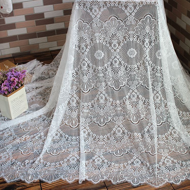 Hollow Wide Chantilly Lace Width 150 cm CHL0122