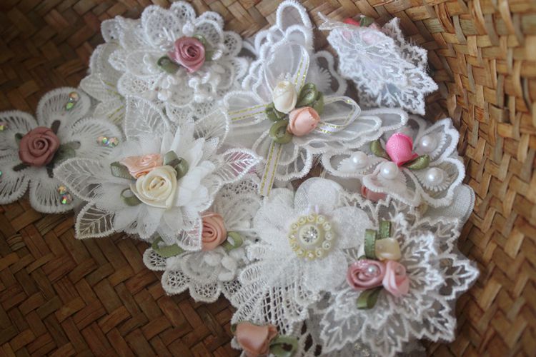 Rose Beaded Trim Single Floral BT0058-Lace Fabric Shop