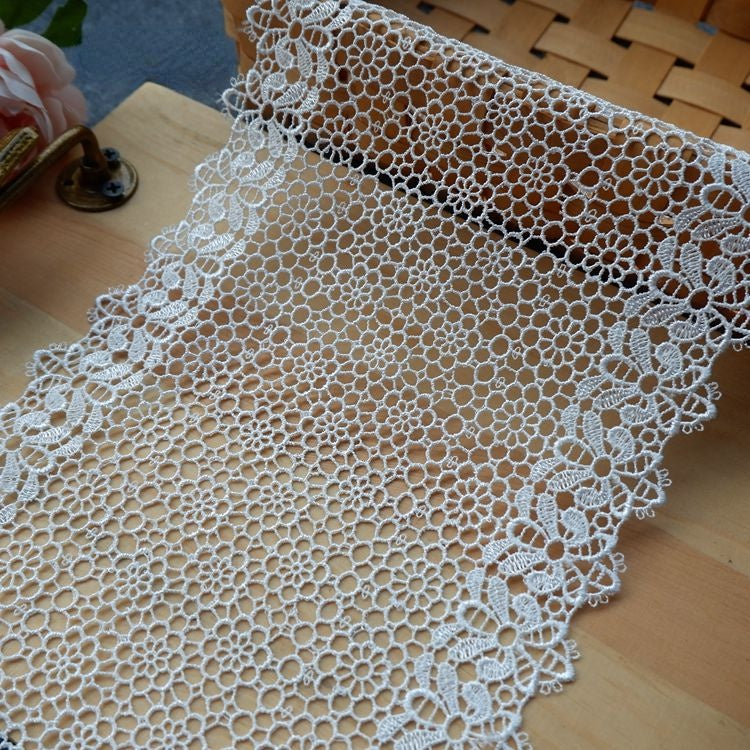 Guipure Lace Trim Fabric Width 16 cm LT0126