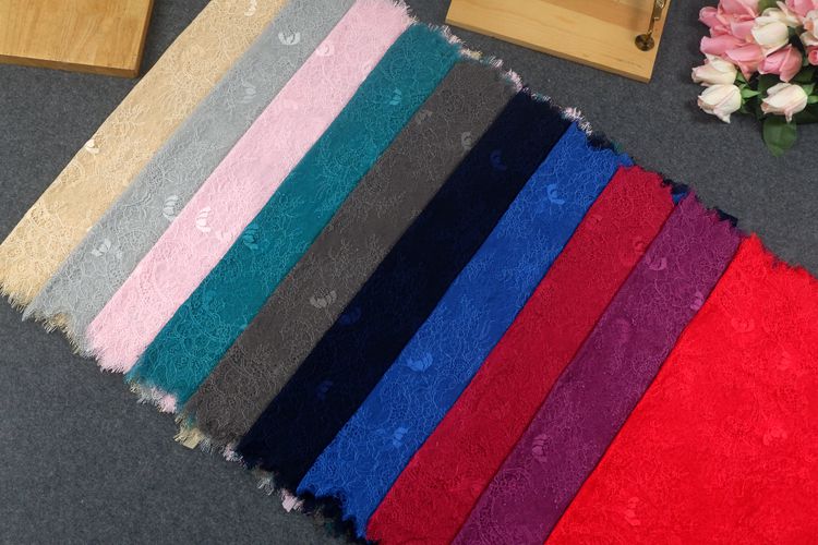 Thin Chantilly Color Lace Width 65 cm CL0015-Lace Fabric Shop