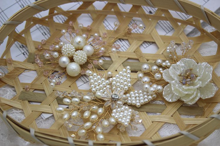 Pearl Beaded Brooch Headdress Accessories BA0117-Lace Fabric Shop