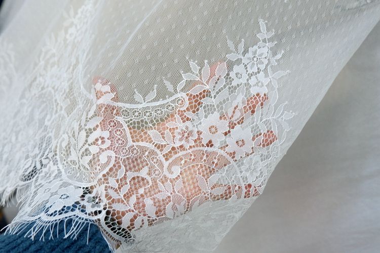 Wedding Chantilly Lace Width 46-56 cm CHL0090-Lace Fabric Shop