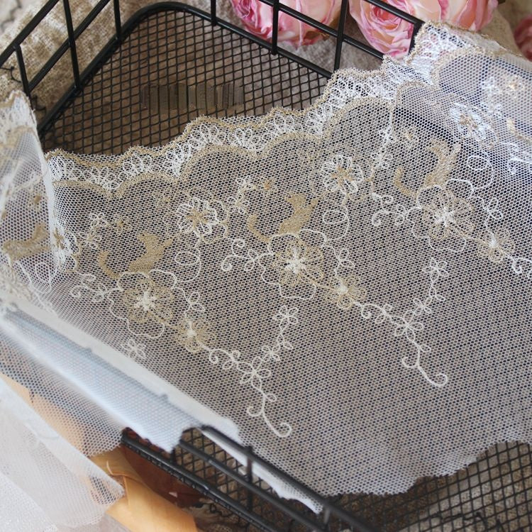 Embroidery Cat Dog Lace Width 15-24 cm CL0077