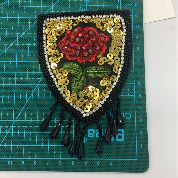 Embroidery Beaded Cloth Patch EA0010