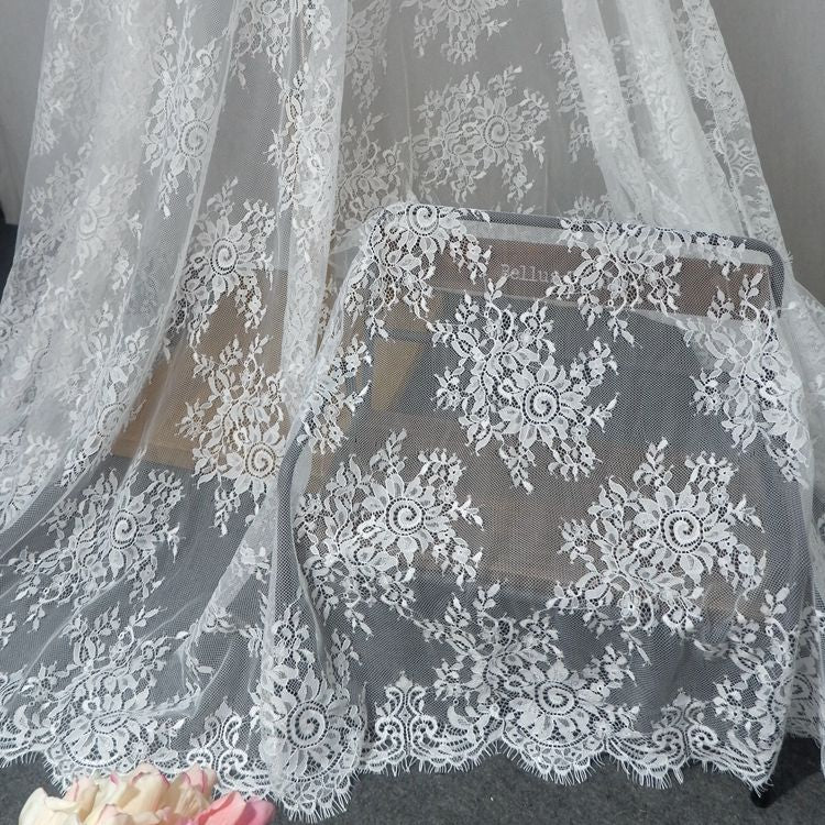 Thin Chantilly Lace Width 150 cm CHL0047-Lace Fabric Shop