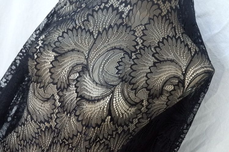 Chantilly Lace Material Width 150 cm CHL0085-Lace Fabric Shop