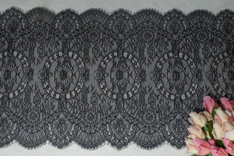 Chantilly Lace Trimming Width 50 cm LT0105