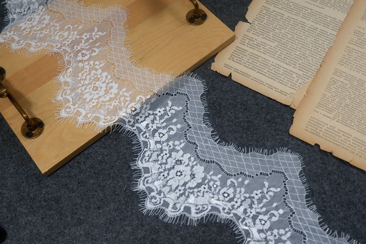 Chantilly Lace Trim Width 12-14 cm LT0081-Lace Fabric Shop