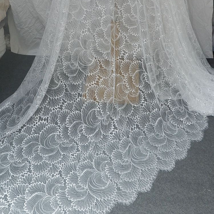 Chantilly Lace Material Width 150 cm CHL0085