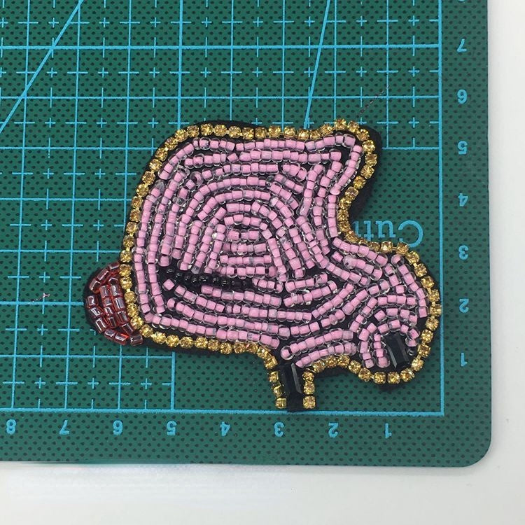 Beading Pigs Cloth Patch Decoration BA0093