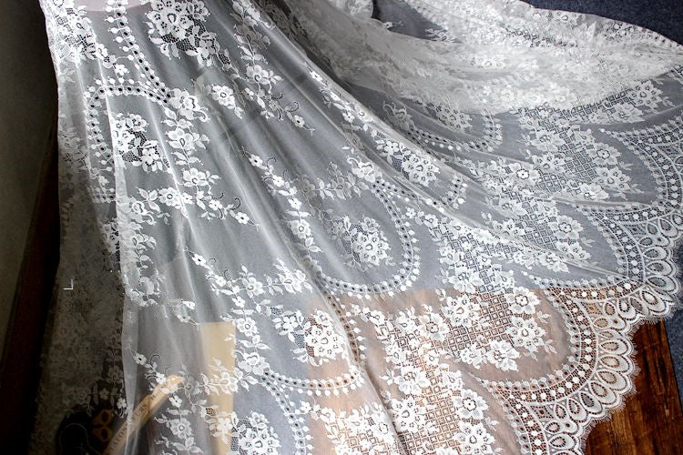French Chantilly Lace Width 150 cm CHL0034-Lace Fabric Shop