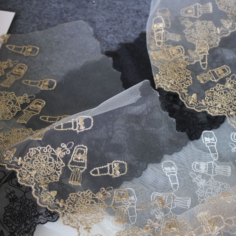 Embroidery Lipstick Lace Trim Width 15 cm CL0081-Lace Fabric Shop