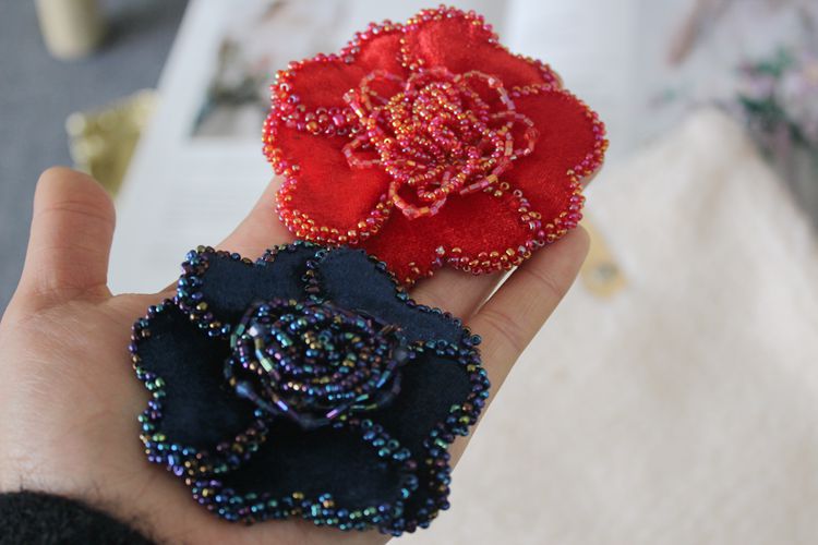 Beaded Flower Brooch Headdress Accessories BA0119-Lace Fabric Shop