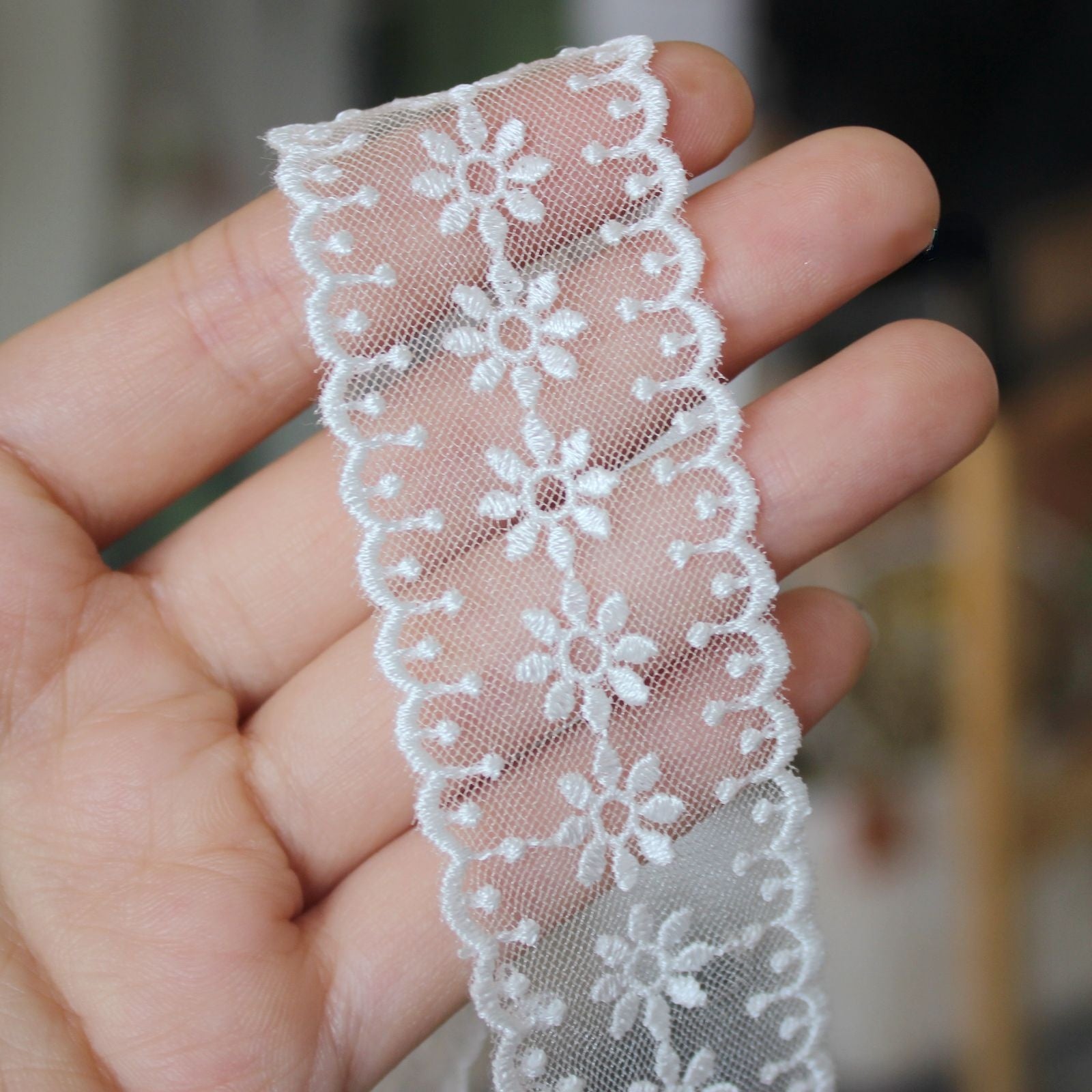 White Embroidery Lace Trim Width 3 cm LT0370-Lace Fabric Shop
