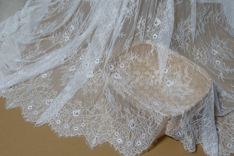 Bridal Chantilly Lace Width 150cm CHL0008-Lace Fabric Shop