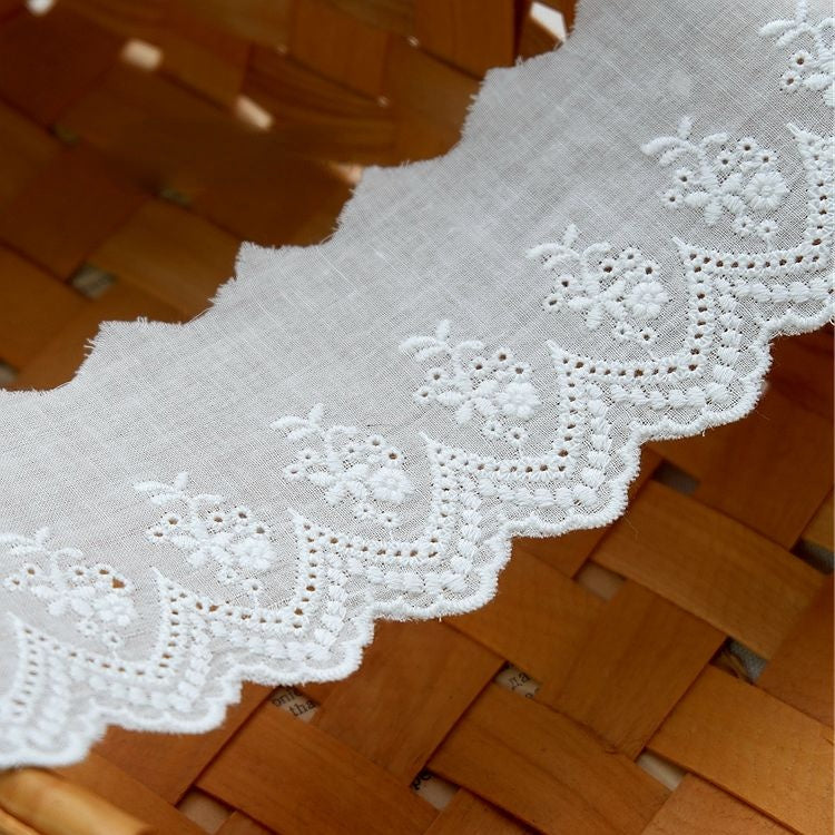Embroidery Eyelet Lace Width 4-6 cm EF0026