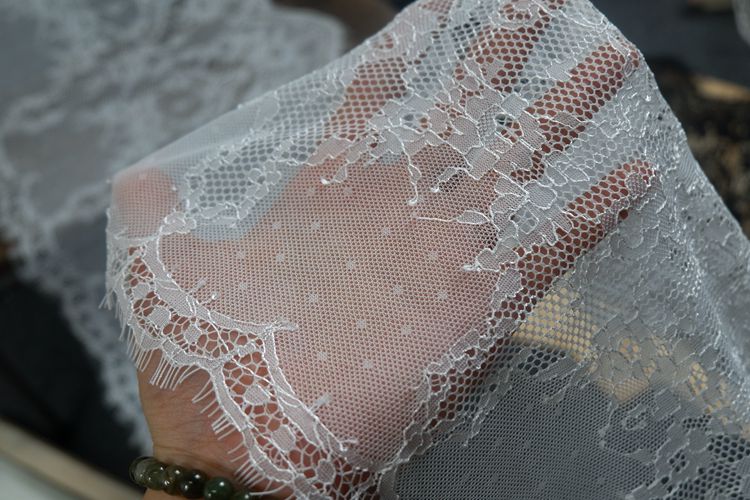 Chantilly Lace Trim Width 25-27 cm LT0068-Lace Fabric Shop