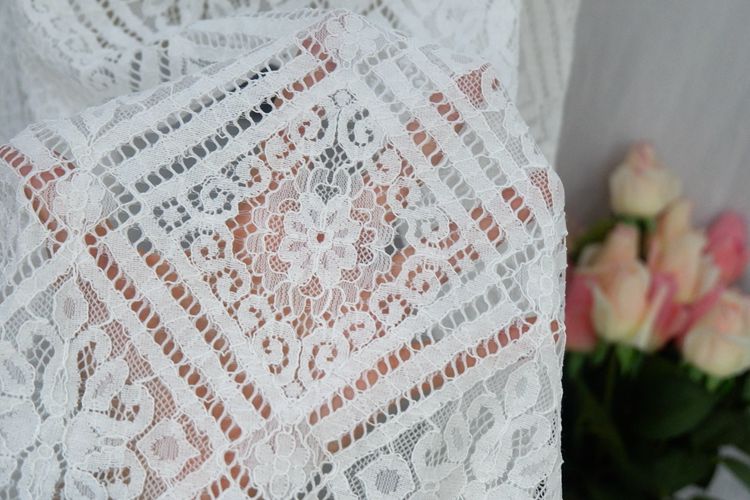 French Guipure Lace Width 150 cm GL0040-Lace Fabric Shop