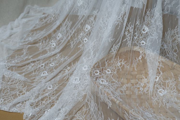 Bridal Chantilly Lace Width 150cm CHL0008-Lace Fabric Shop