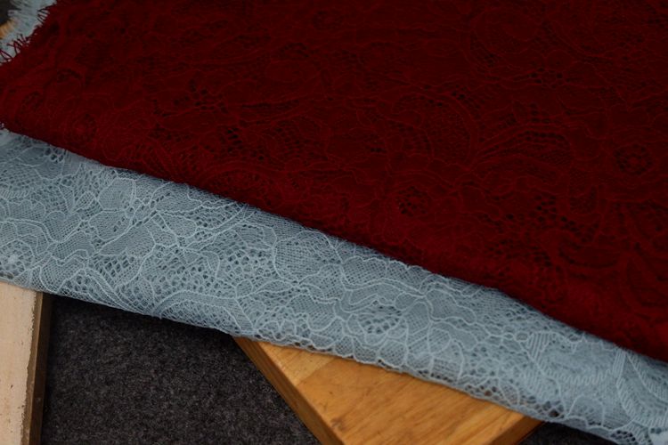 Chantilly Color Lace Width 24-33 cm CL0018-Lace Fabric Shop