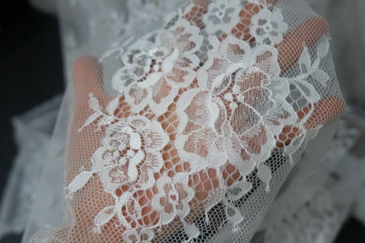 3D Chantilly Lace Width 150 cm CHL0030-Lace Fabric Shop