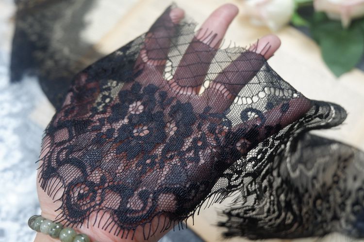 Chantilly Lace Trim Width 12-14 cm LT0081-Lace Fabric Shop