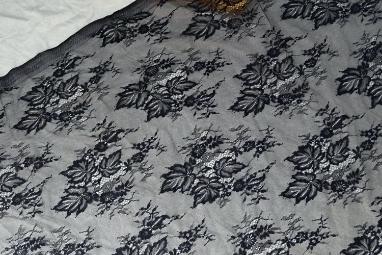 Leaf Chantilly Lace Width 150 cm CHL0054-Lace Fabric Shop